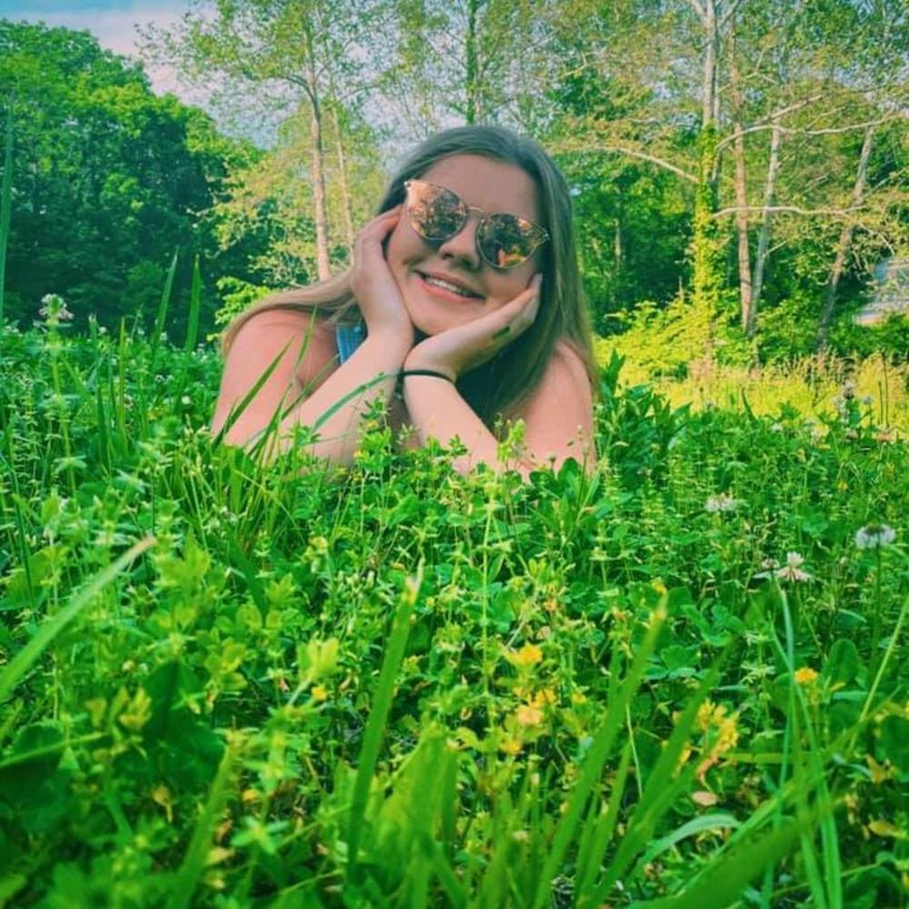 Meet your Posher, Abi